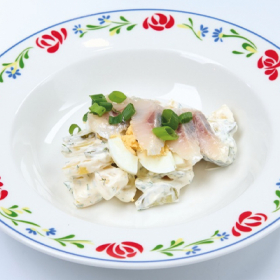 Картофельный салат с сельдью